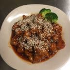 Best Sesame Chicken in Maineville, OH